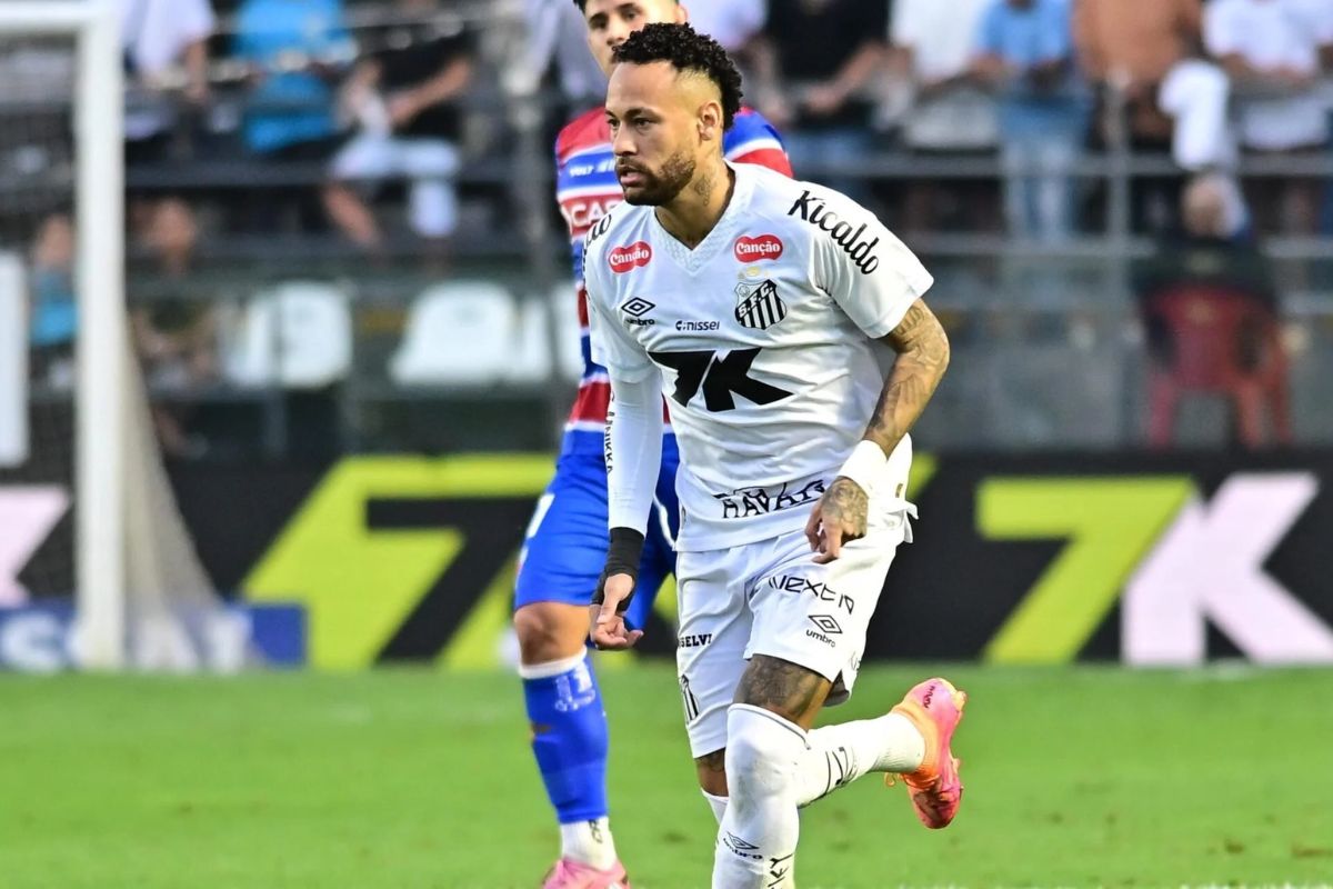 Lance de Neymar em Santos x Fortaleza